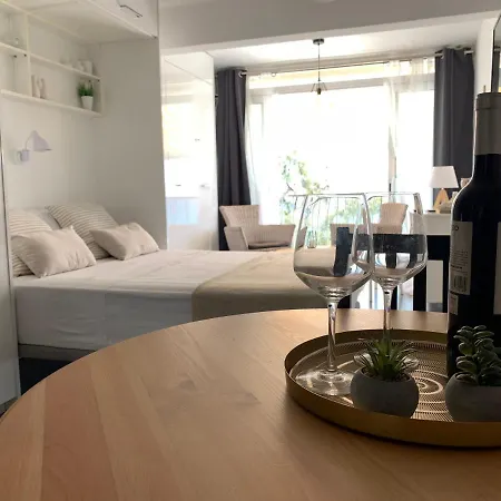 Apartamento Loft-suite アパート